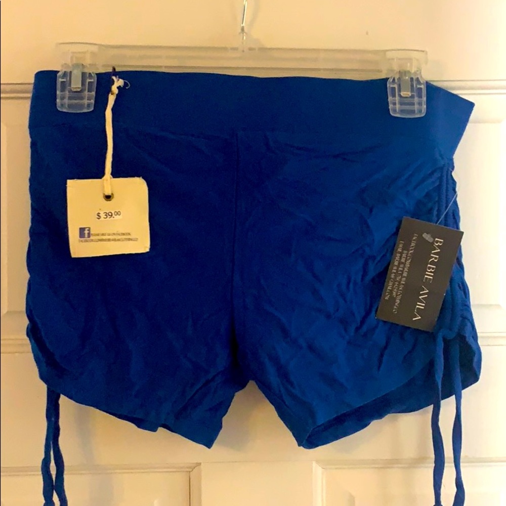 Size small Barbie Avila yoga short